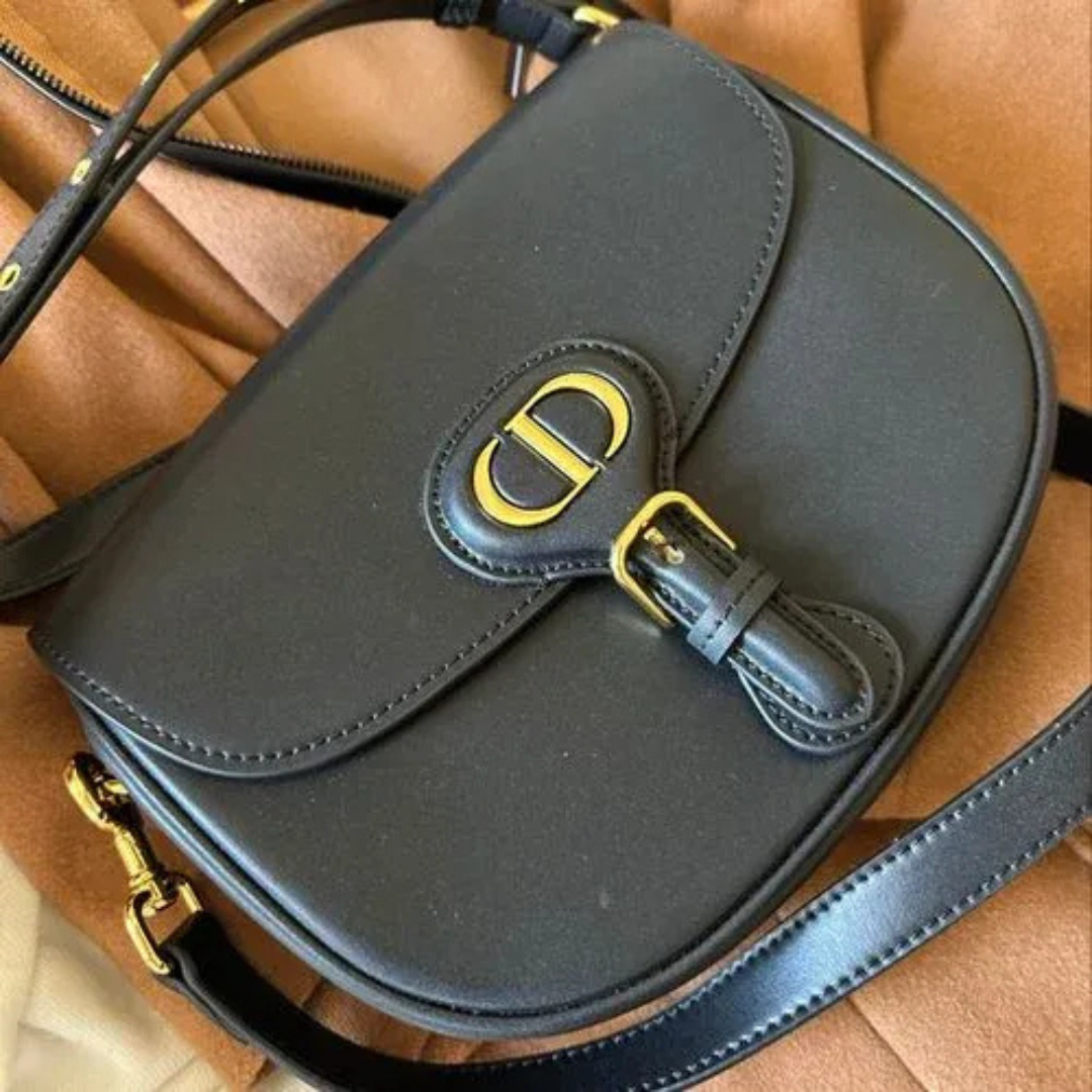 DR Bobby Medium Bag With Shoulder Strap