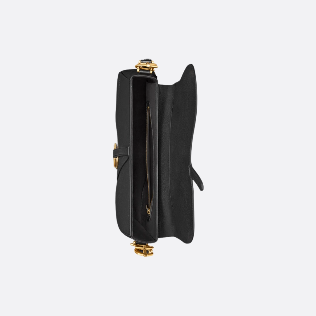 DR Large Soft Saddle Handbag With Strap