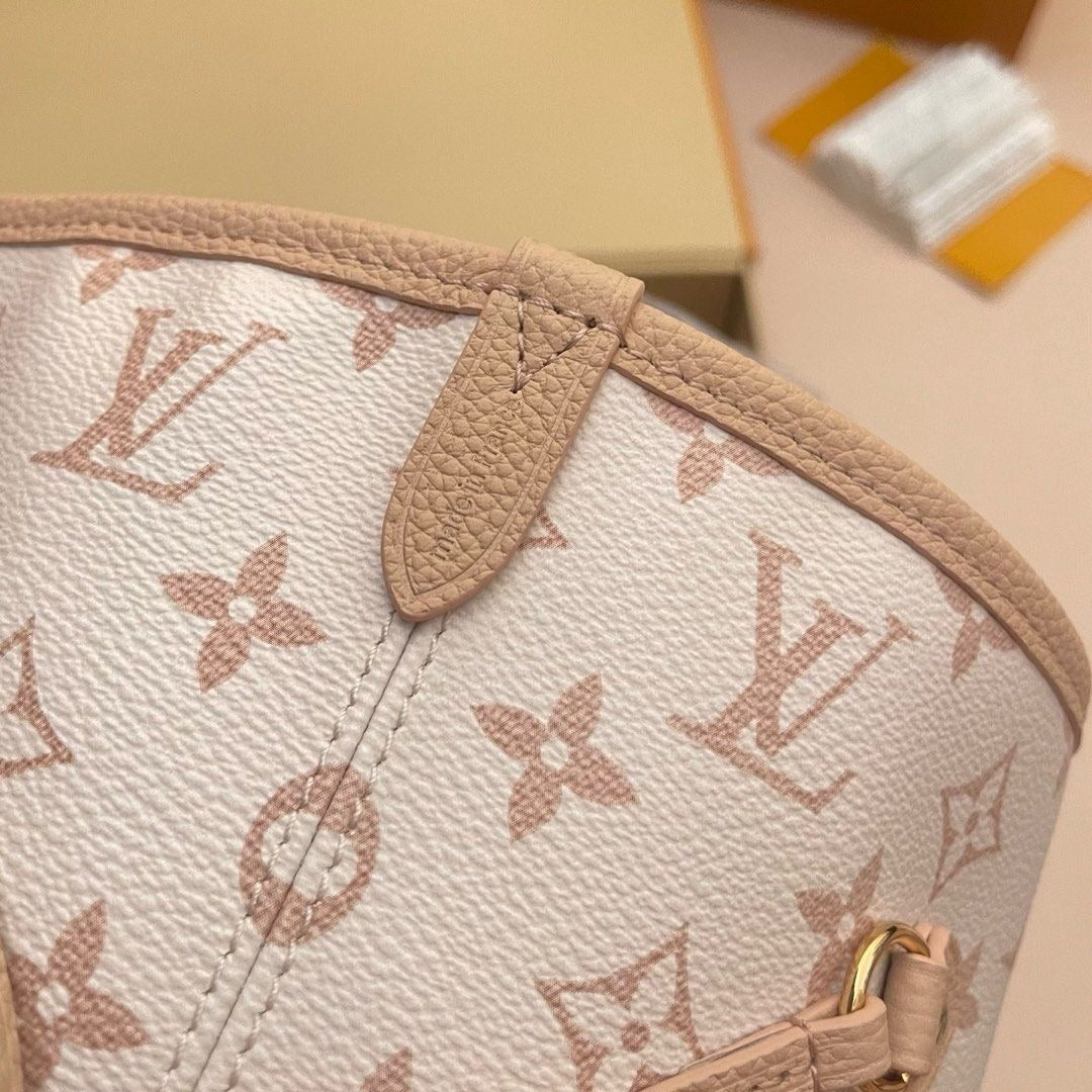 LV Neverfull Mm Reversible Bag