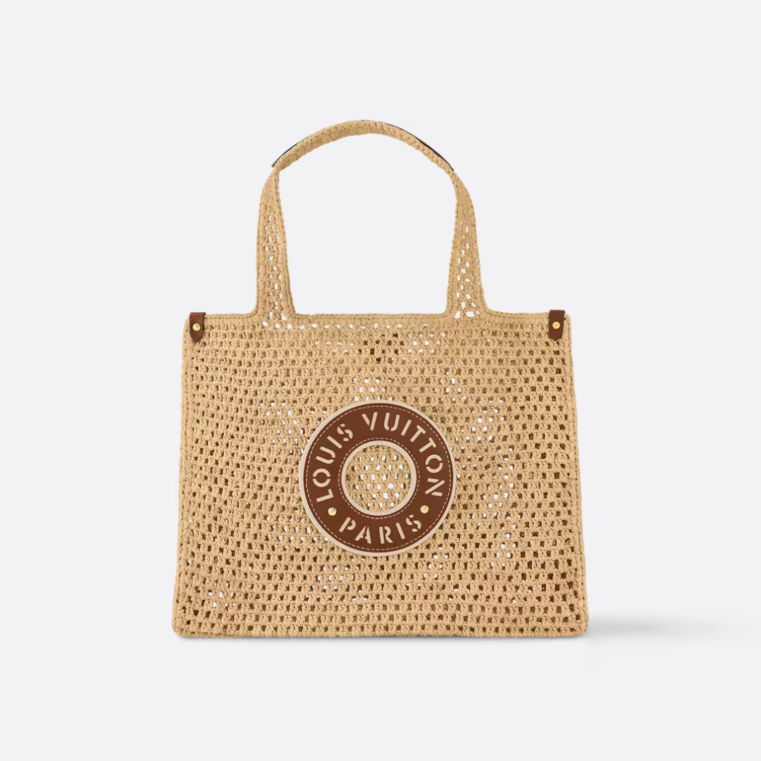 LV Onthego Mm Handbag Made Of Raffia By The Pool