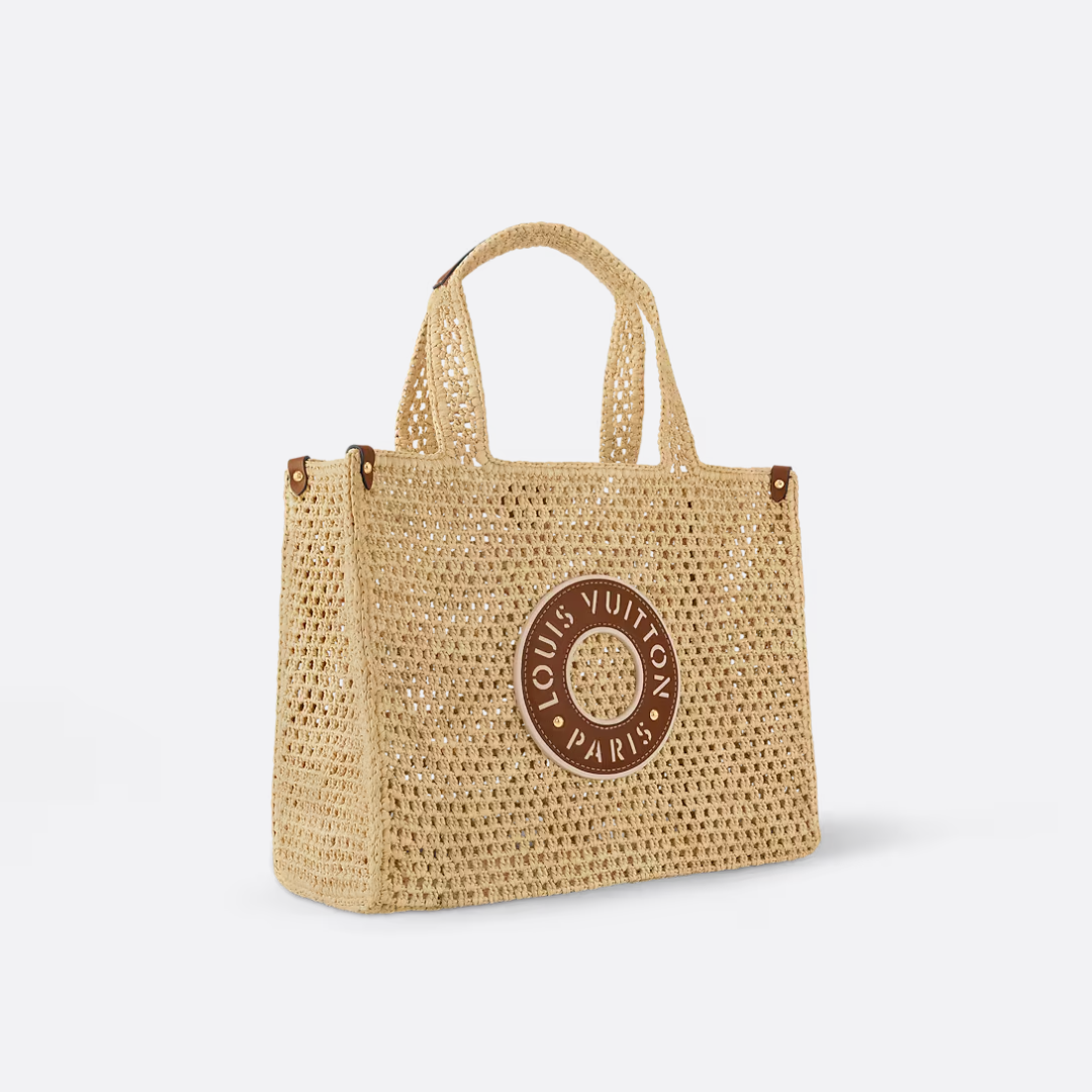 LV Onthego Mm Handbag Made Of Raffia By The Pool