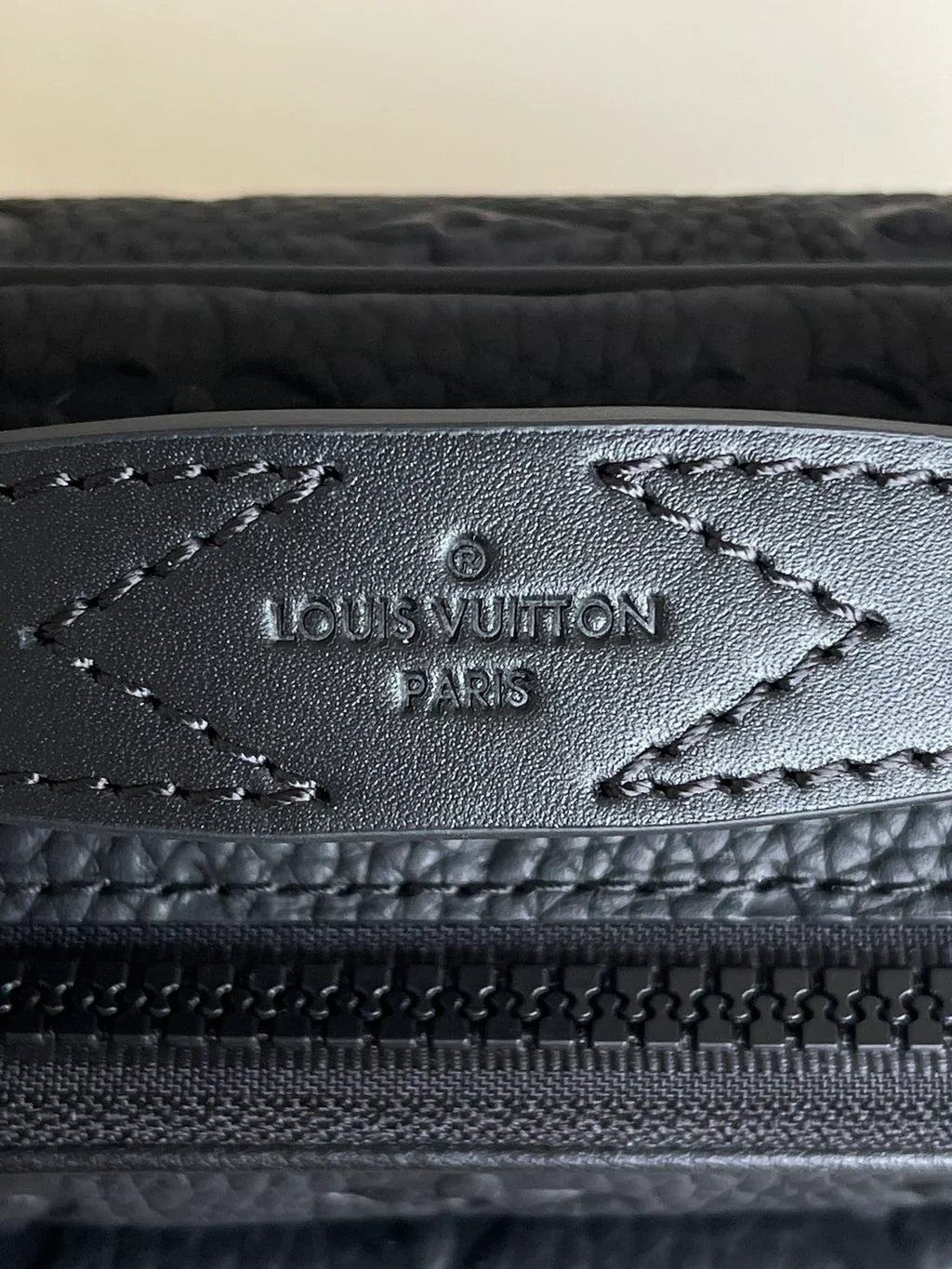 LV Steamer Wearable Wallet