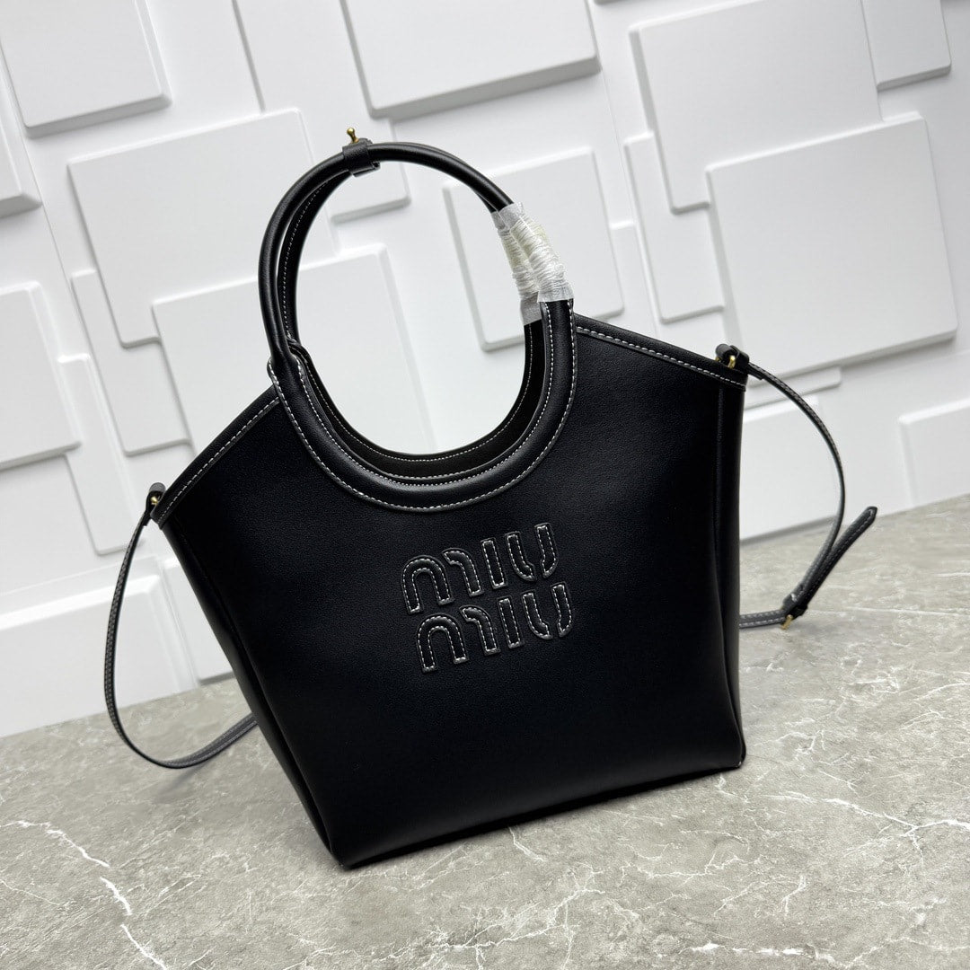 VALORA™ Classic Tote White